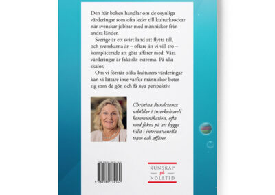 Baksidan av boken Under ytan, skriven av föreläsaren och författaren Christina Rundcrantz.